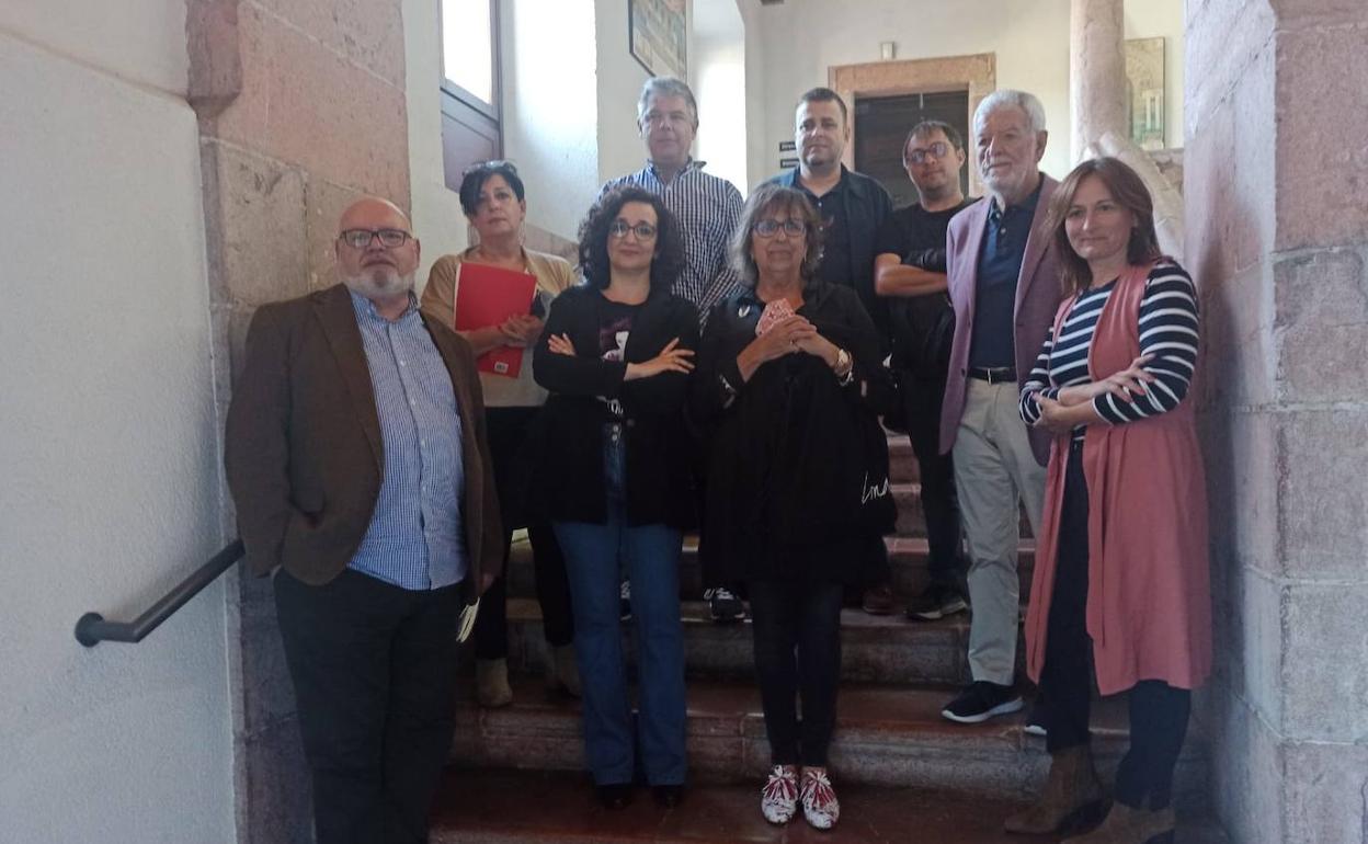 Miembros del jurado que otorgó el Moscón de Oro local.