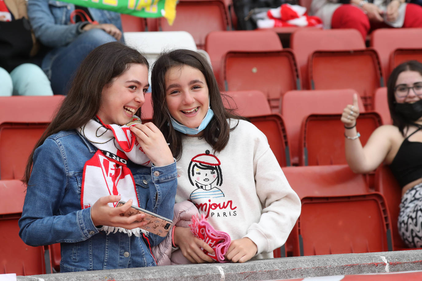 Fotos: ¿Estuviste en el Sporting-Las Palmas? ¡Búscate!