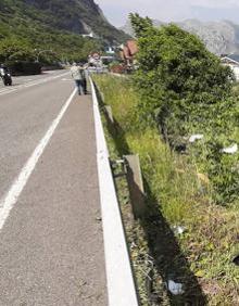 Imagen secundaria 2 - Imágenes de esta mañana en el lugar donde ocurrió el accidente.