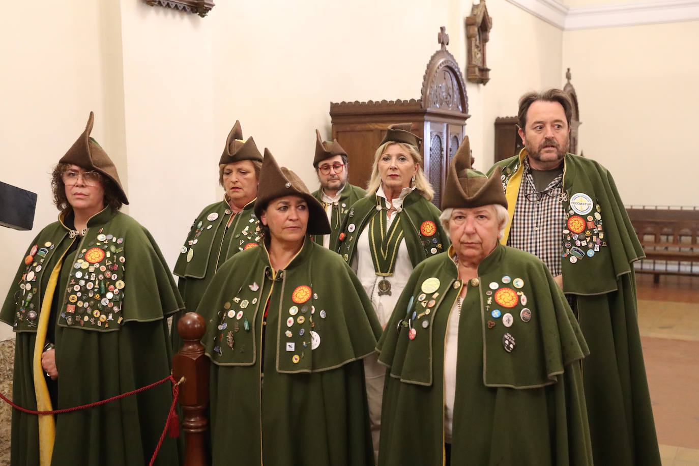 Fotos: Despedida a Jacques Sangrouber, presidente del club de esquí L&#039;esguilu de Nava