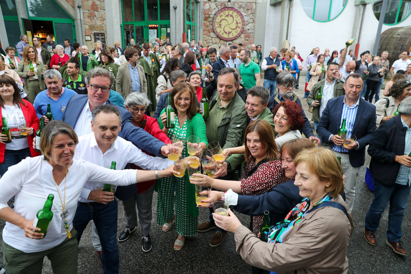 Fotos: Un brindis con sidra, de oriente a occidente