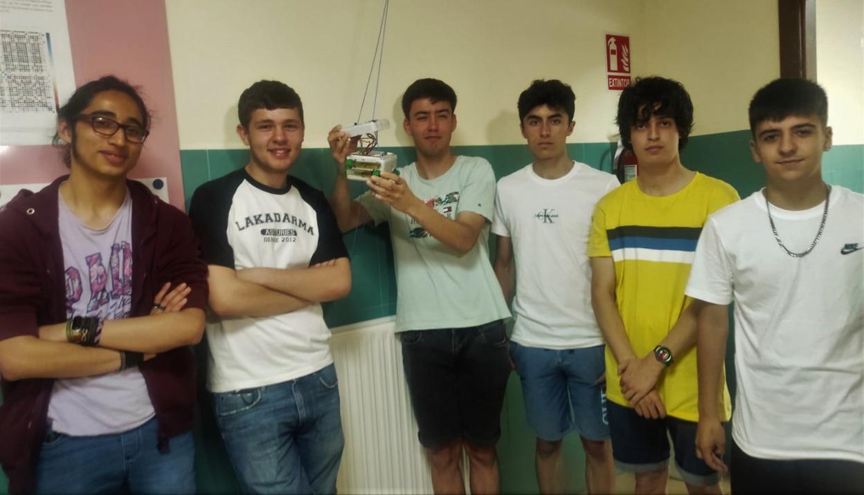 Manuel Ricardo Labrador, Diego del Río, David Díaz, Sergio Plata, Daniel Onís y Eloy Rodríguez. 