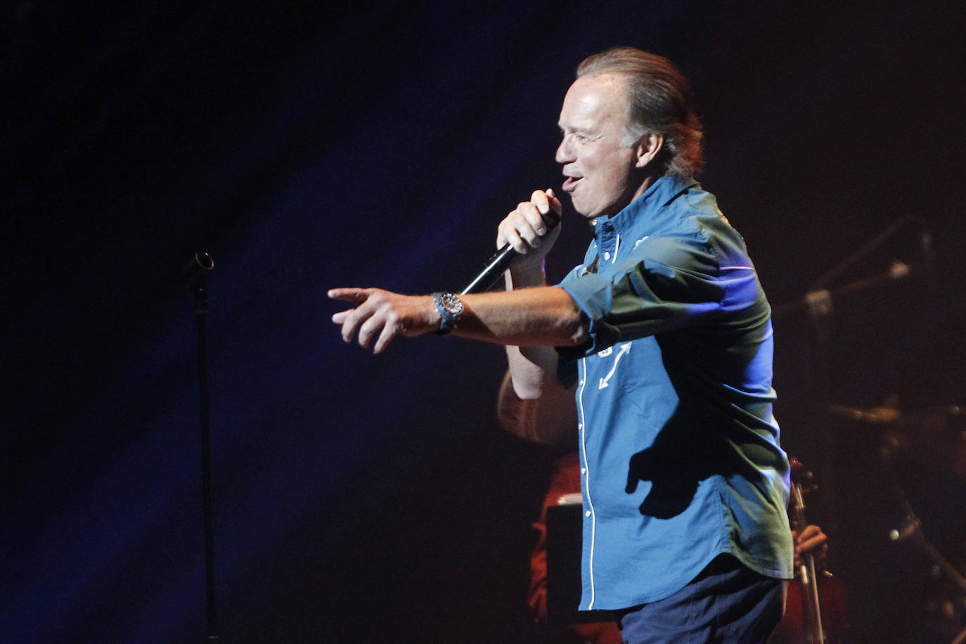 Fotos: Bertín Osborne brilla en Gijón