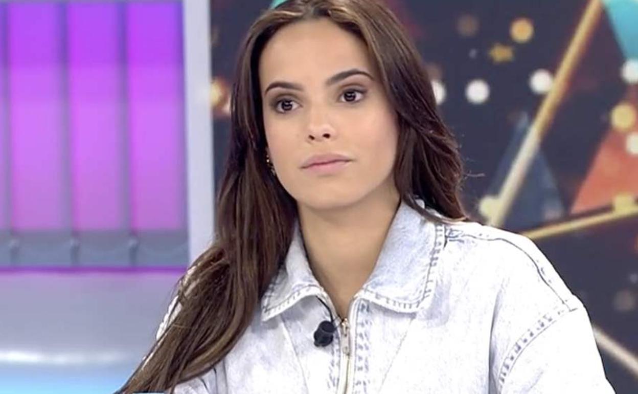 Gloria Camila.