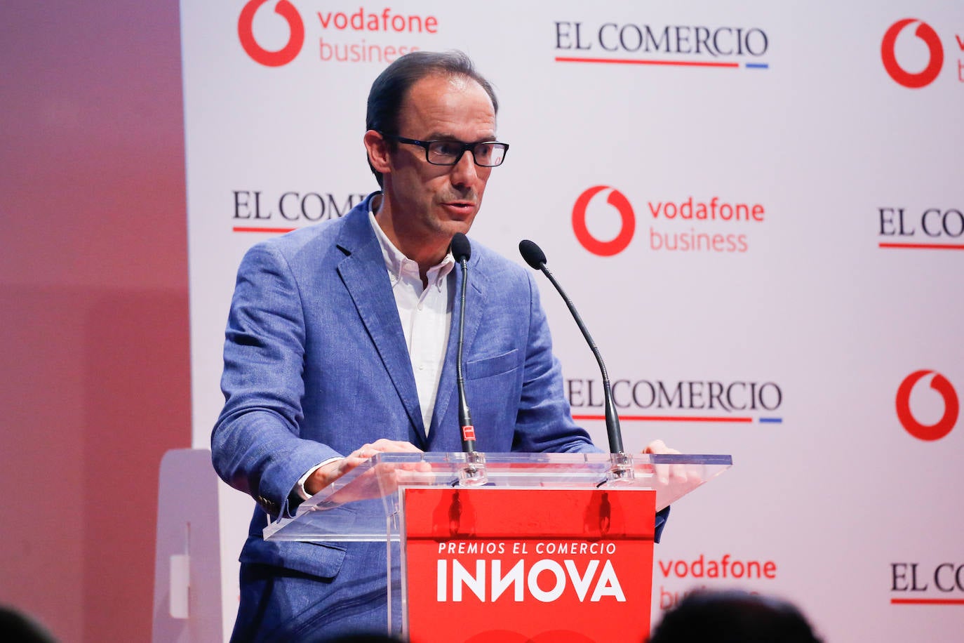 La empresa energética TotalEnergies en la categoría Empresarial, la plataforma Empathy.co en la de Emprendimiento, la compañía GAM en Industria 4.0 y la Consejería de Educación del Principado en el apartado Innovación al Servicio Social y de la Ciudadanía son los cuatro galardonados en esta edición de los Premios Innova que conceden EL COMERCIO y Vodafone