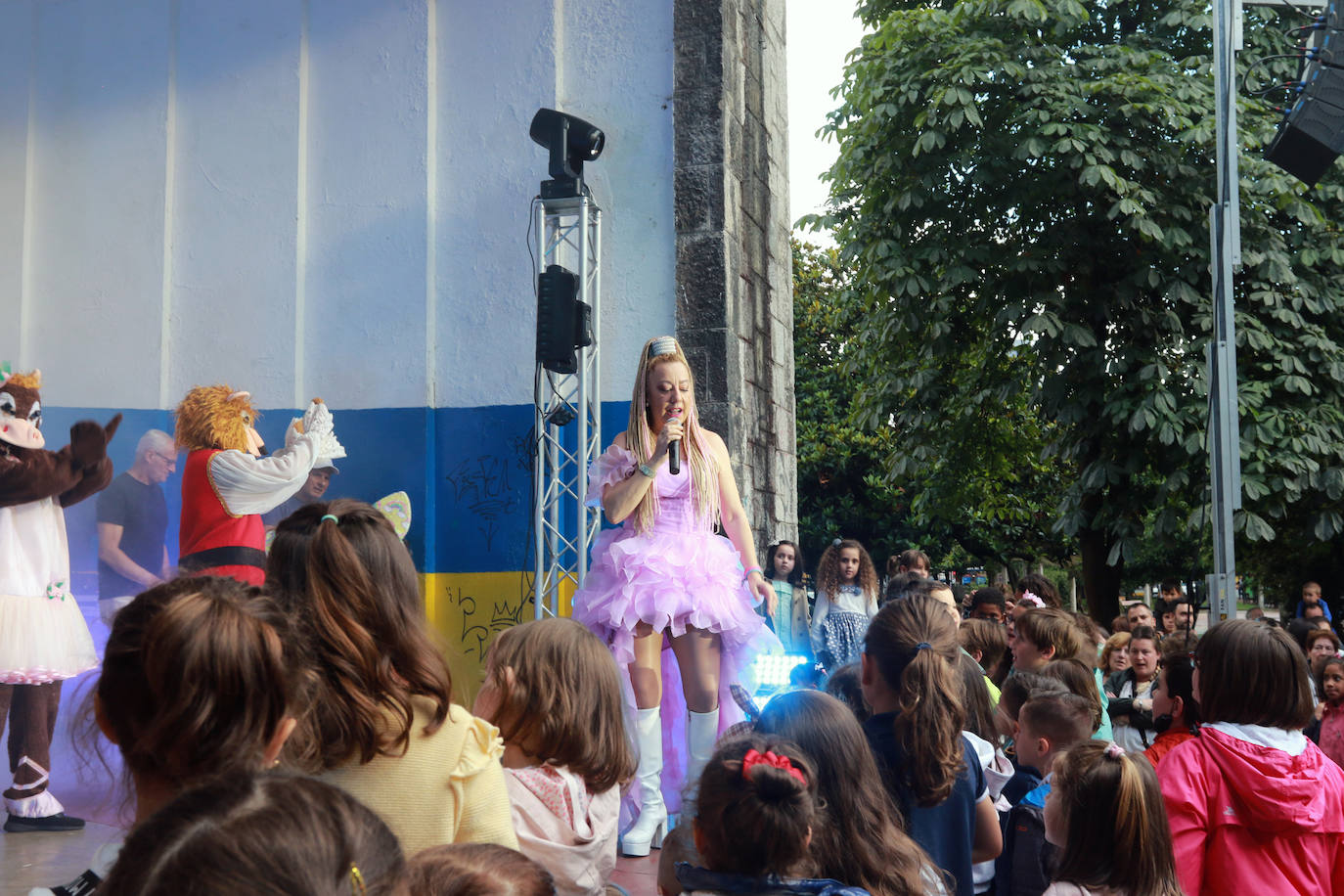 Fotos: Espectacular hoguera de San Juan en Mieres