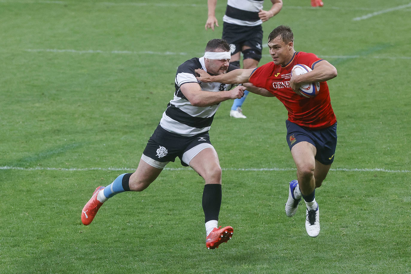 Fotos: Las mejores imágenes del rugby entre Barbarians y España