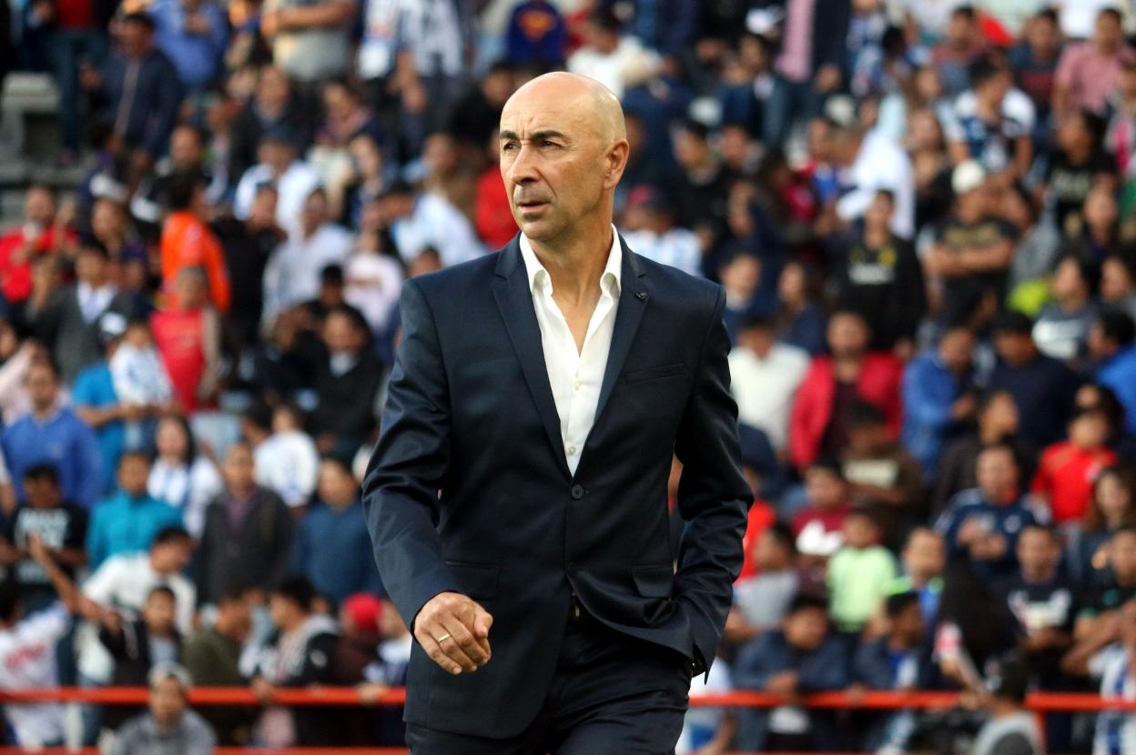 El exentrenador del Santos Laguna, entre otros equipos, Pako Ayestaran. 