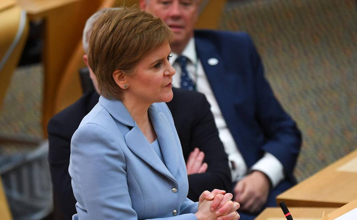 Nicola Sturgeon, este marte en el Parlamento de Edimburgo.