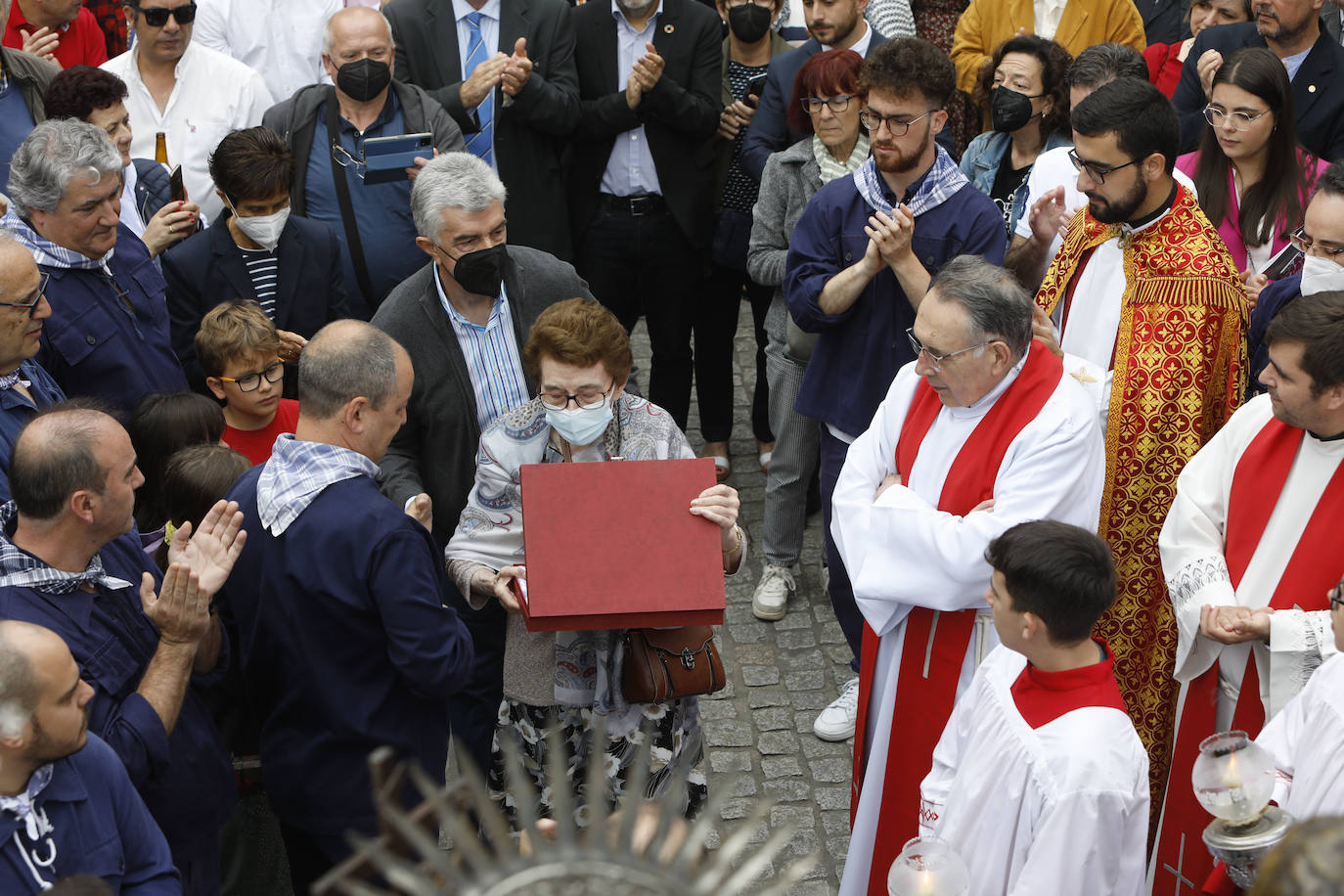 Fotos: Cudillero, abarrotado de nuevo por l&#039;Amuravela