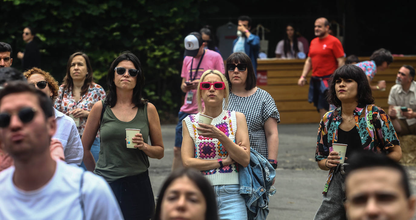 En el menú de este sábado nombres pesados del panorama indie como Los Planetas o Cupido estarán en sesión de tarde-noche y en la de vermú, Arde Bogotá