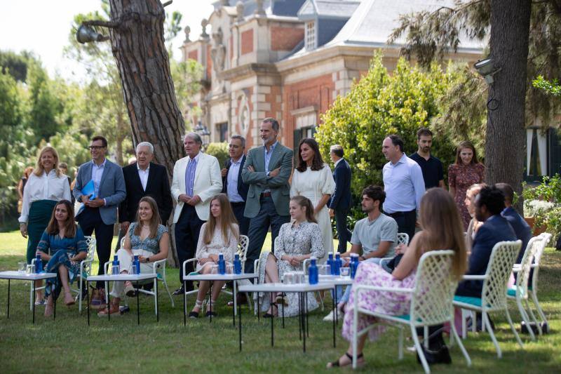 Los Reyes, la princesa Leonor y la infanta Sofía visitan Cataluña con motivo de la entrega de los premios de Fundación Princesa de Girona. Esta ha sido la primera vez que la heredera de la Corona ha visitado la provincia.