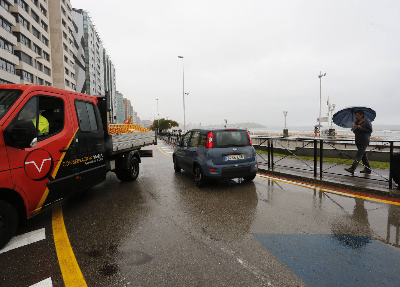 Fotos: El Muro vuelve al tráfico en doble sentido