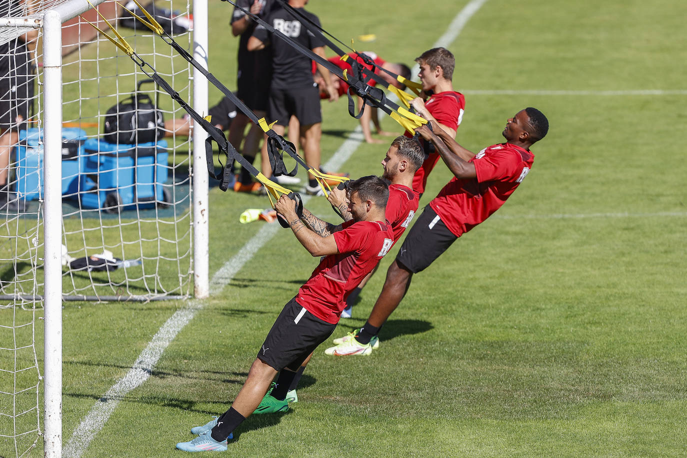 Fotos: El Sporting afronta la segunda sesión de entrenamiento de la pretemporada