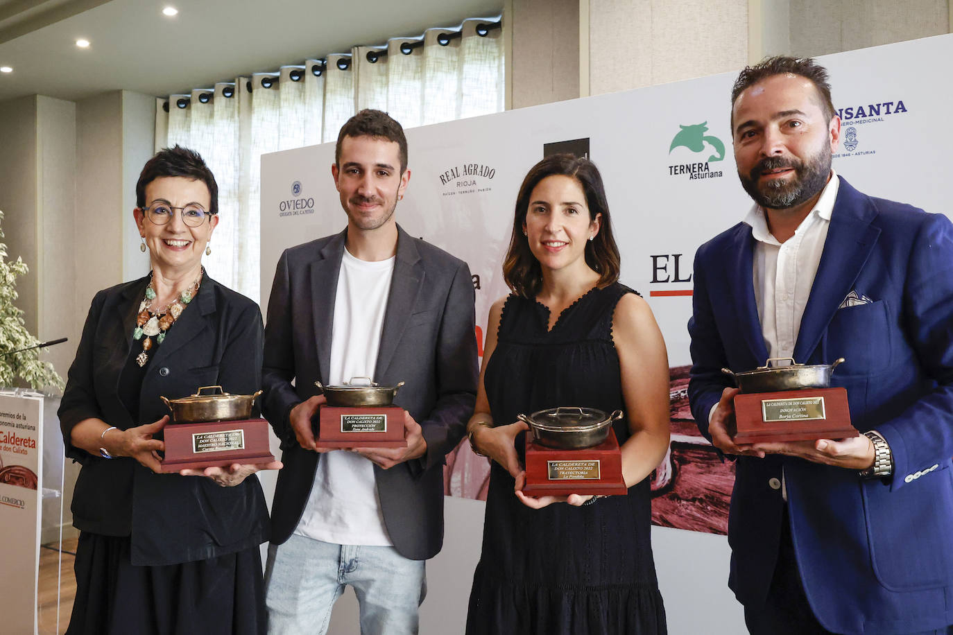 Carme Ruscalleda, La Pondala, Xune Andrade y Borja Cortina agigantan el palmarés de los premios anuales de 'Yantar'. Este lunes fueron los protagonistas indiscutibles de la gran fiesta de la gastronomía asturiana