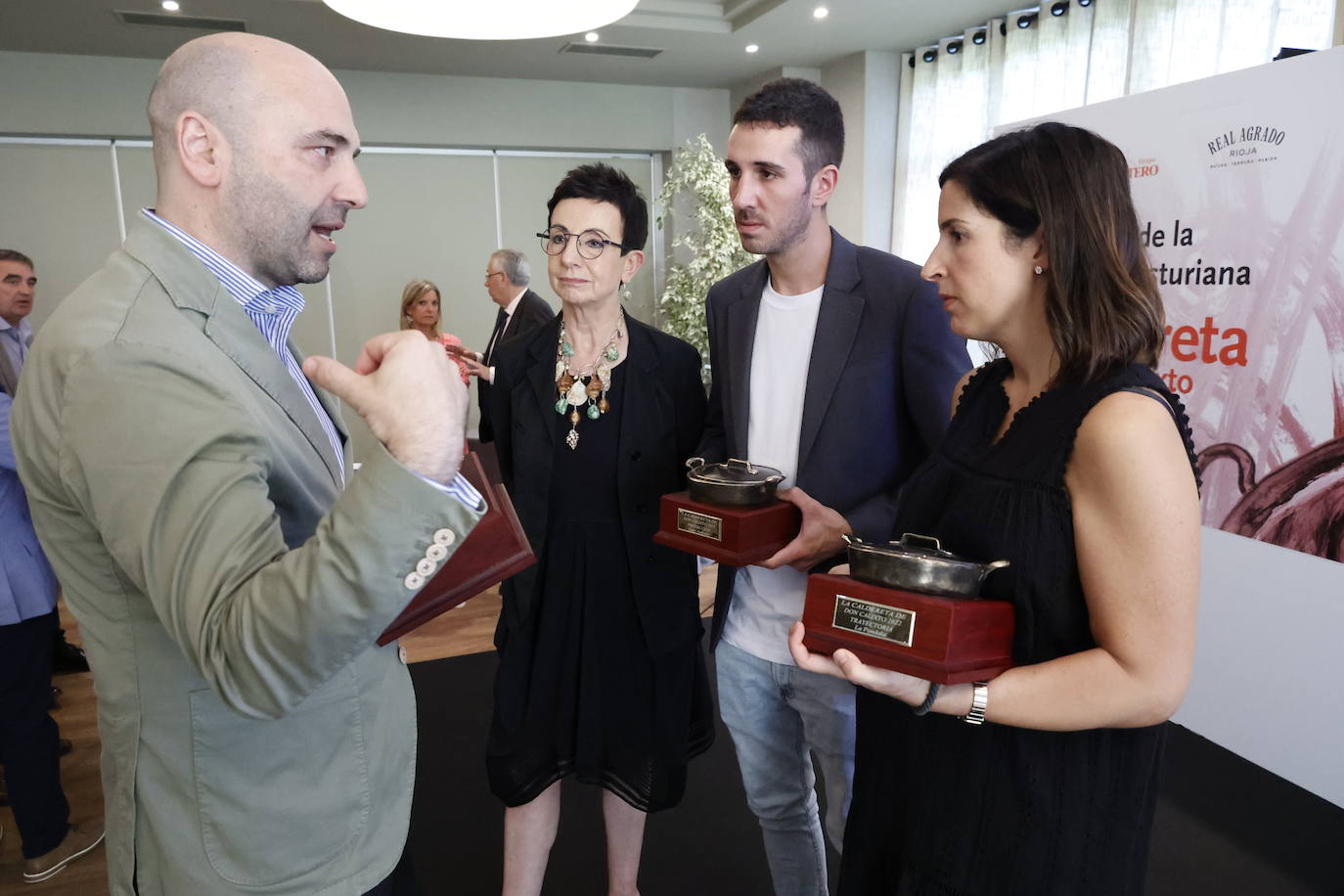 Carme Ruscalleda, La Pondala, Xune Andrade y Borja Cortina agigantan el palmarés de los premios anuales de 'Yantar'. Este lunes fueron los protagonistas indiscutibles de la gran fiesta de la gastronomía asturiana