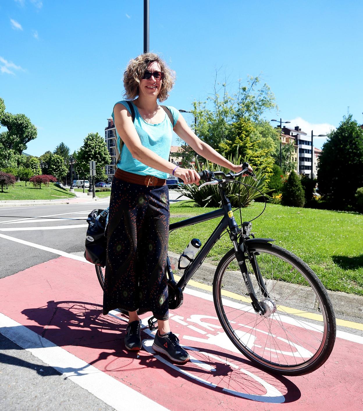 Oviedo es una ciudad peligrosa para el ciclista, no se le respeta» | El  Comercio: Diario de Asturias