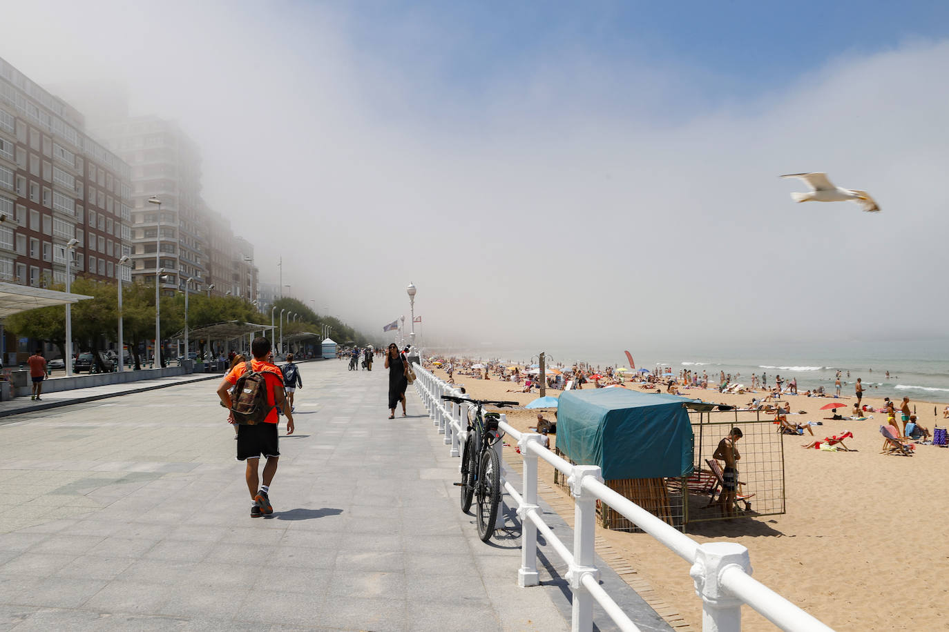 Fotos: Así afrontan el calor los asturianos