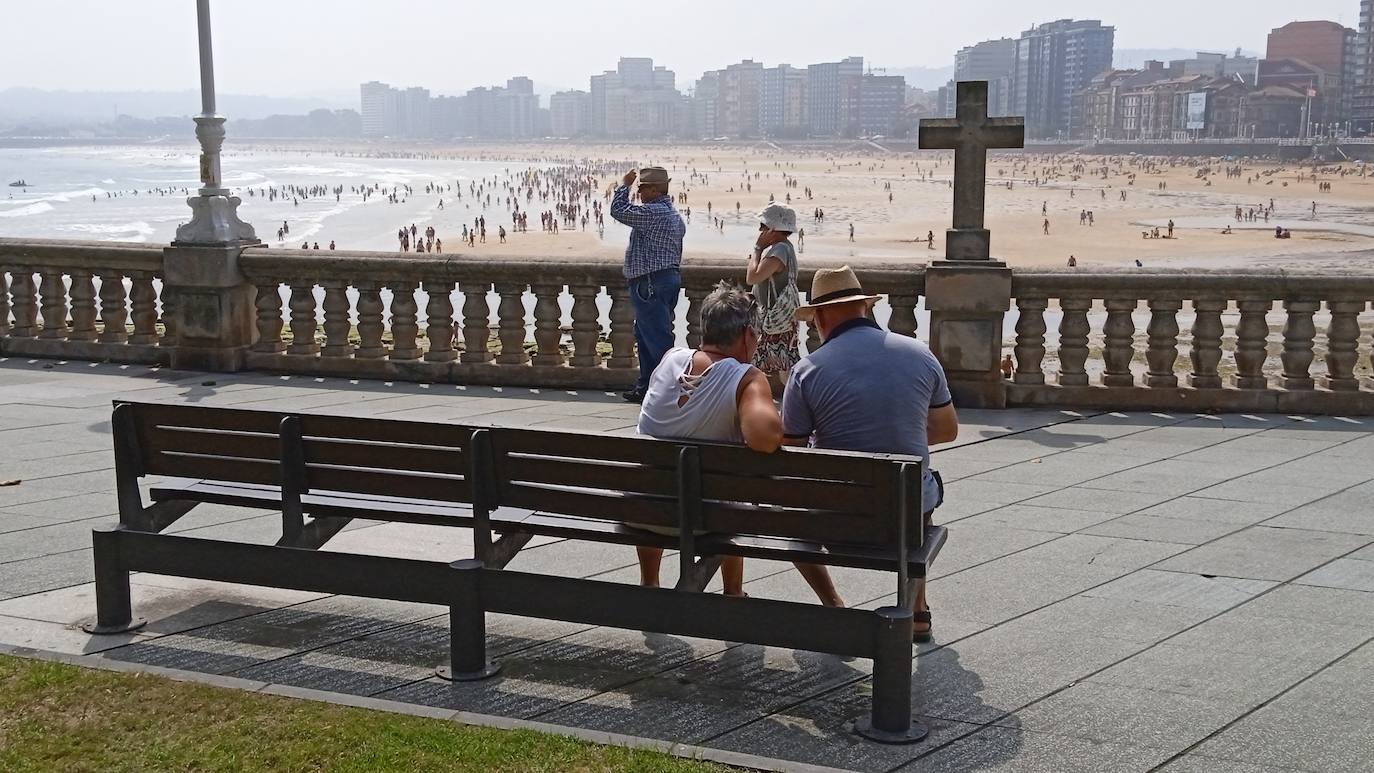 Fotos: El calor no da tregua a Asturias