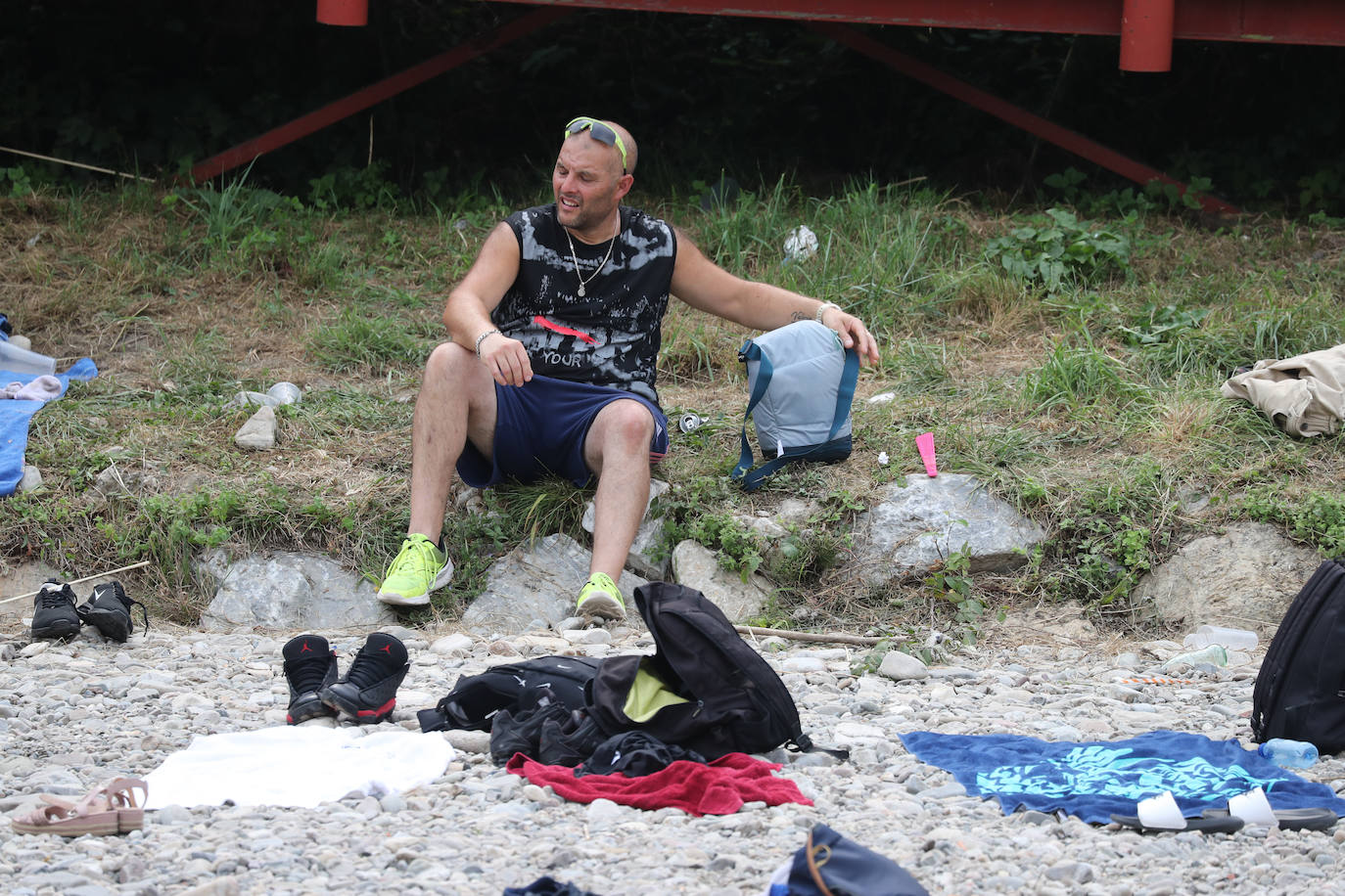 Fotos: A remojo para mitigar el calor en Asturias