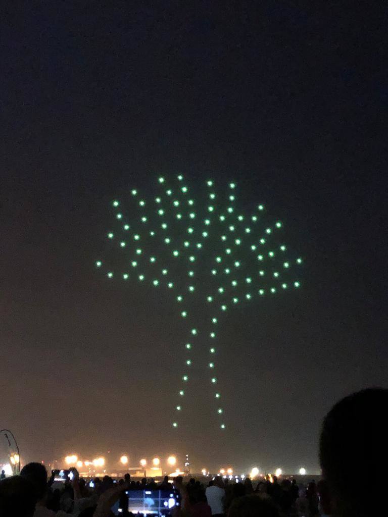 Fotos: Los drones elevan las &#039;Letronas&#039; al cielo de Gijón