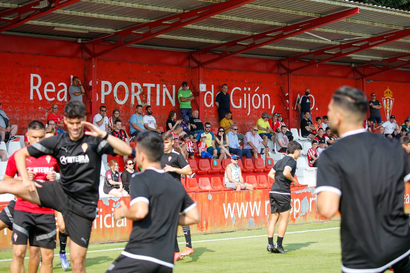 Fotos del Sporting: Partidillo de entrenamiento con mucha expectación