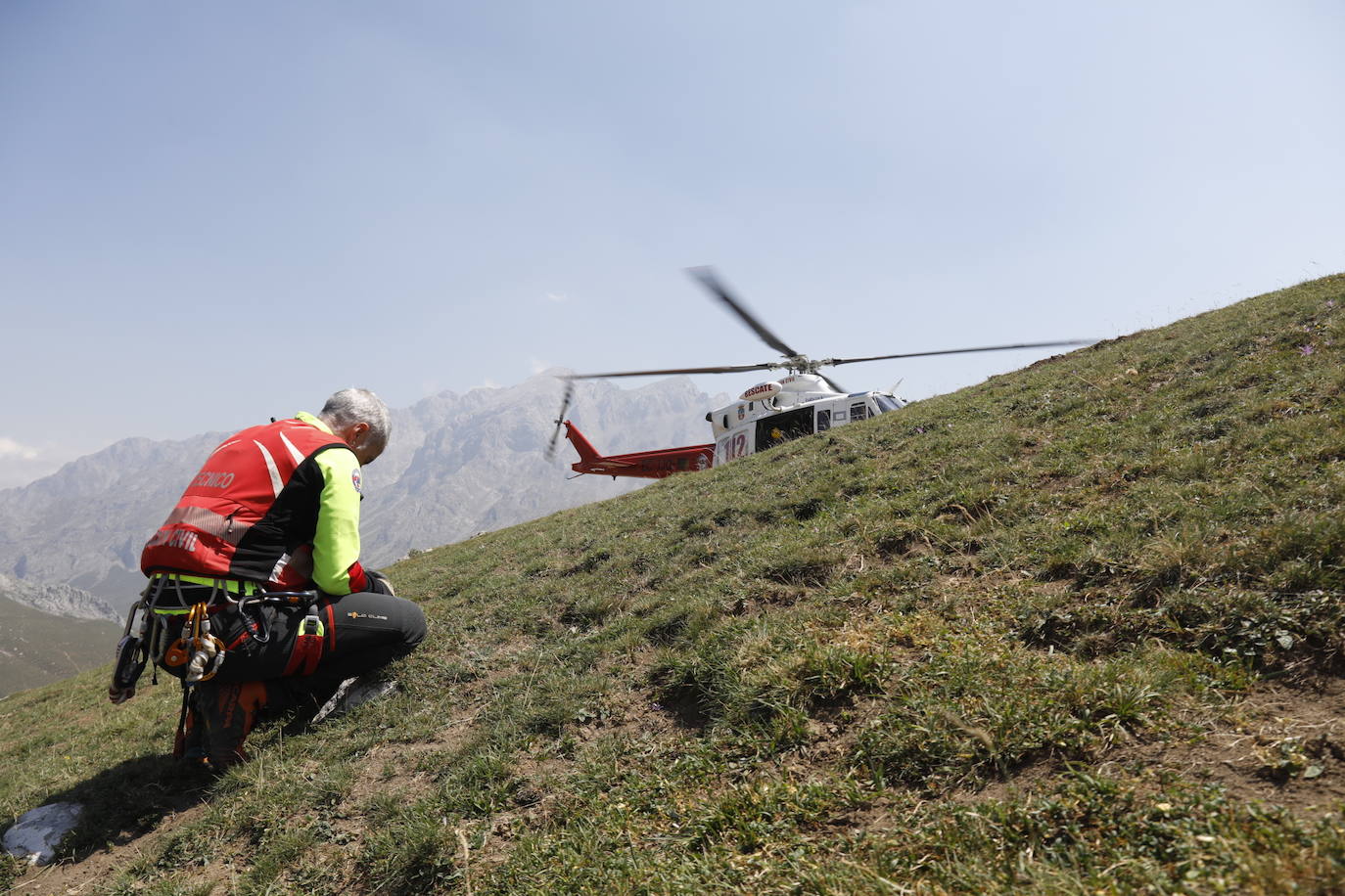 Fotos: Barbón y Revilla, unidos por la atención de emergencias en zonas limítrofes