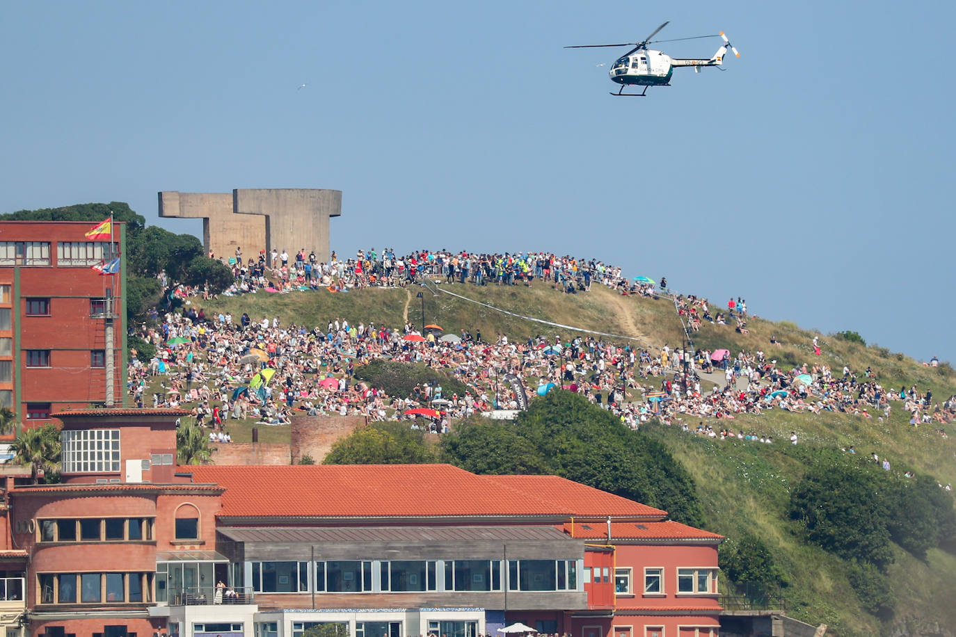 Fotos: Multitudinario y espectacular Festival Aéreo de Gijón