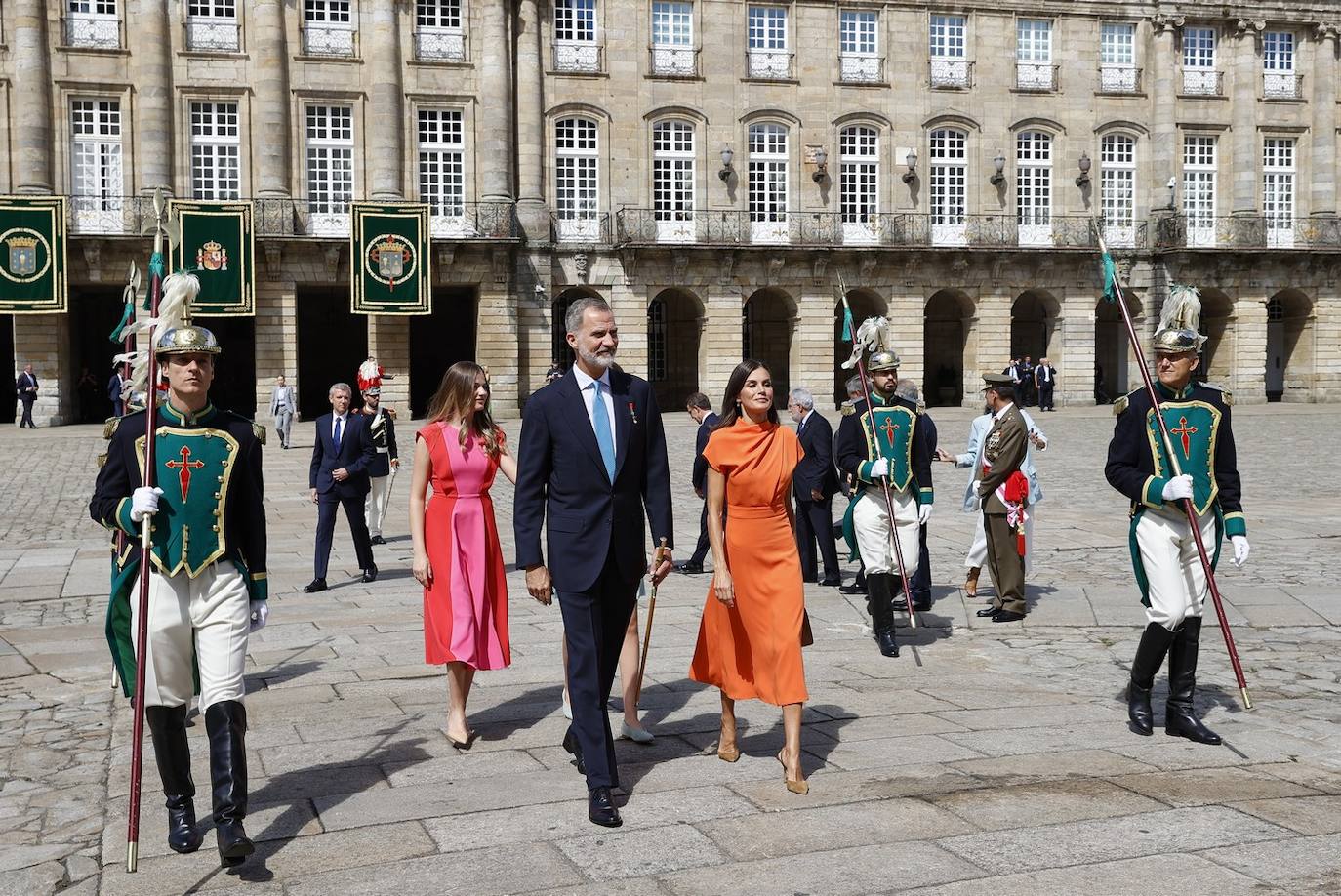 Fotos: Doña Letizia, Leonor y Sofía, protagonistas en Santiago