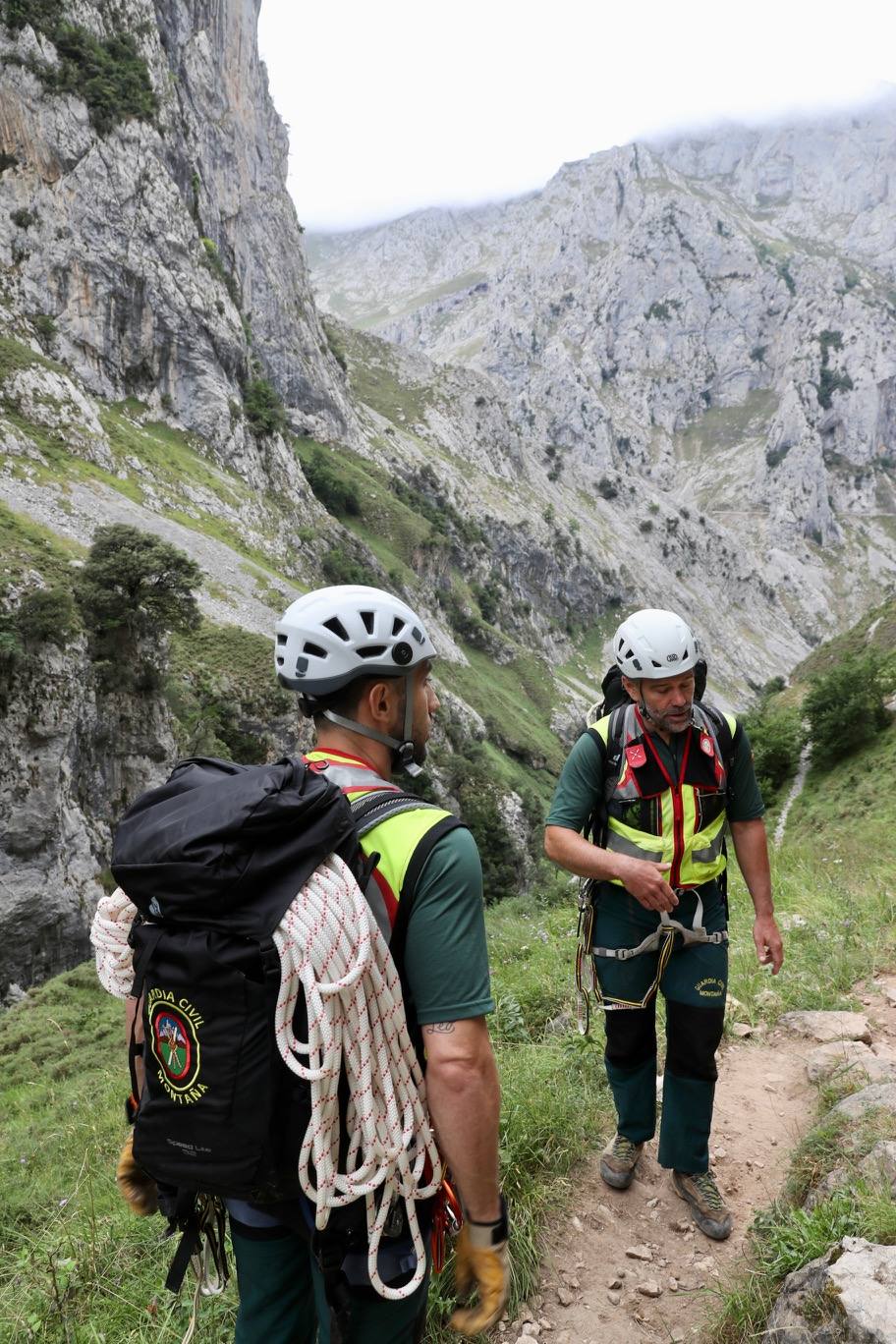 Fotos: Intensa búsqueda de Javier Amigo, el montañero gijonés desaparecido en la canal del Texu