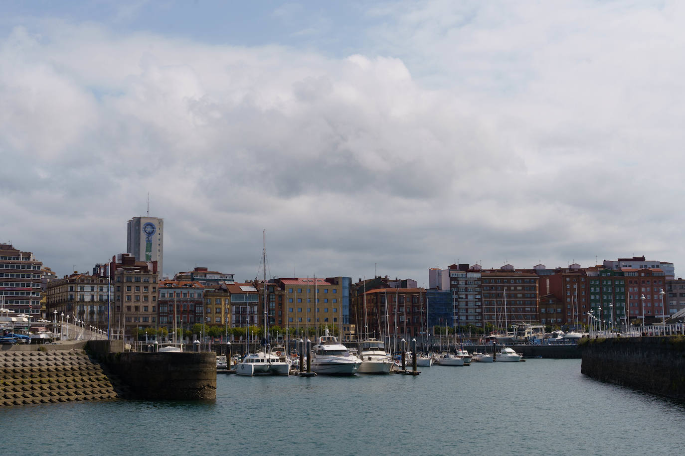 Fotos: Gijón desde el mar, otra forma de disfrutar de la ciudad