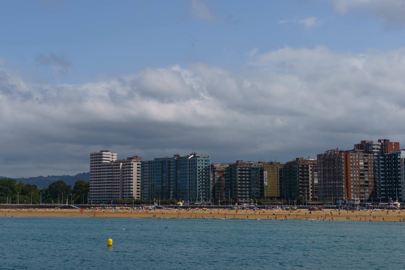 Fotos: Gijón desde el mar, otra forma de disfrutar de la ciudad