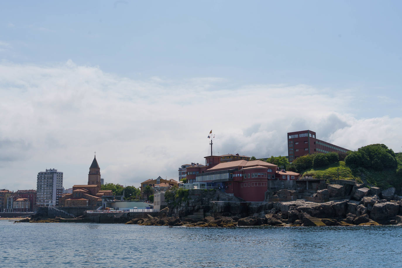 Fotos: Gijón desde el mar, otra forma de disfrutar de la ciudad