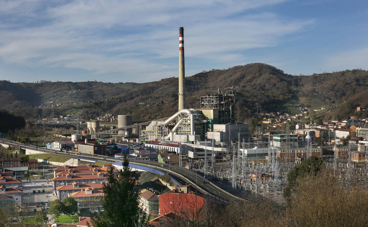 Central térmica de Lada, en una imagen de archivo.