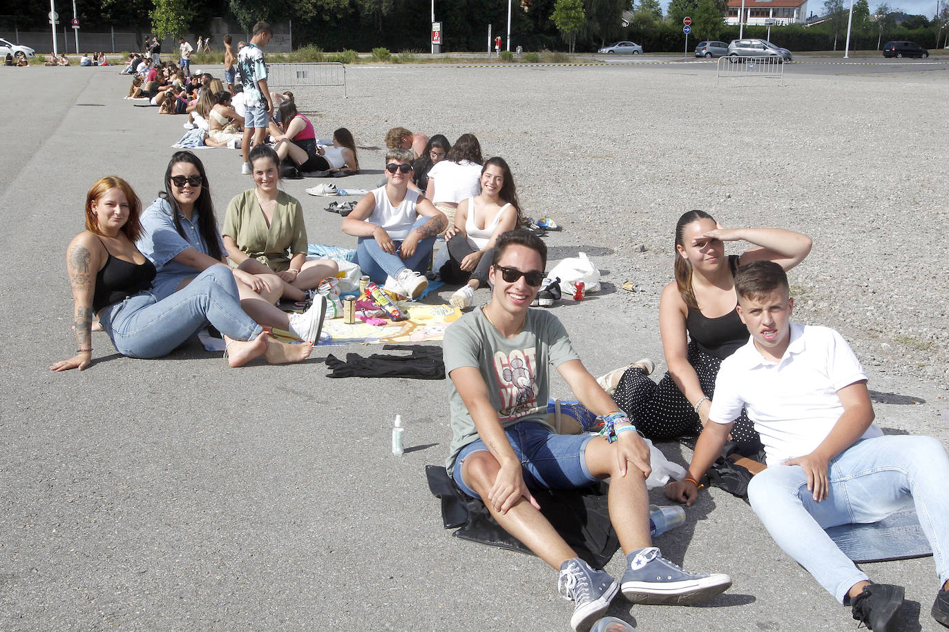 Fotos: Largas colas desde primera hora de la mañana para ver a Dani Martín en concierto