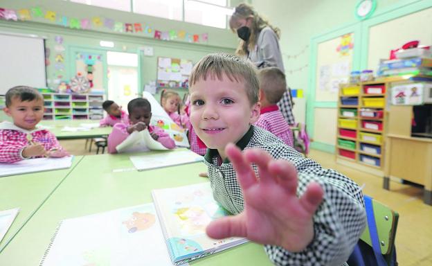 La baja natalidad resta 2.146 alumnos a las aulas, más de la mitad en Primaria