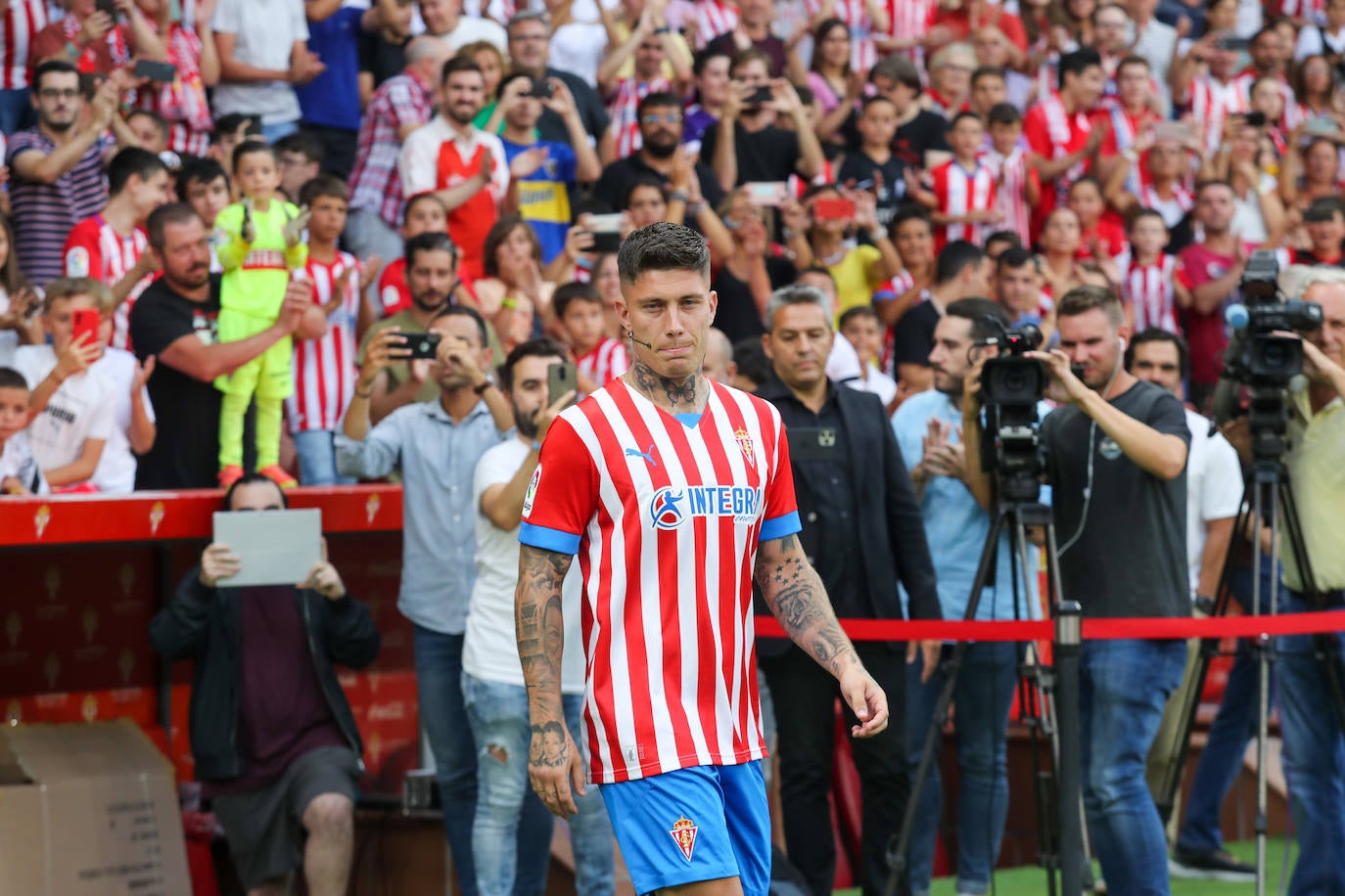 Fotos: Búscate en la presentación de los últimos fichajes del Sporting