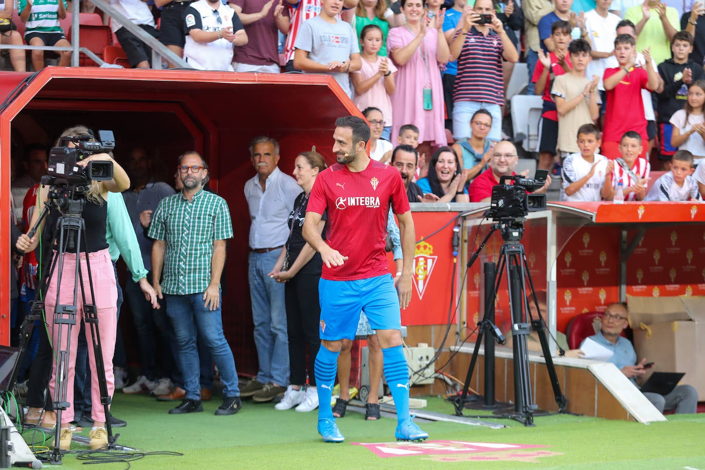 Fotos: Búscate en la presentación de los últimos fichajes del Sporting