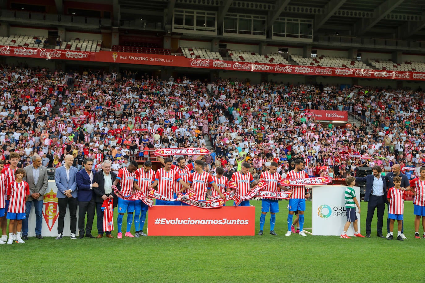 Fotos: Búscate en la presentación de los últimos fichajes del Sporting