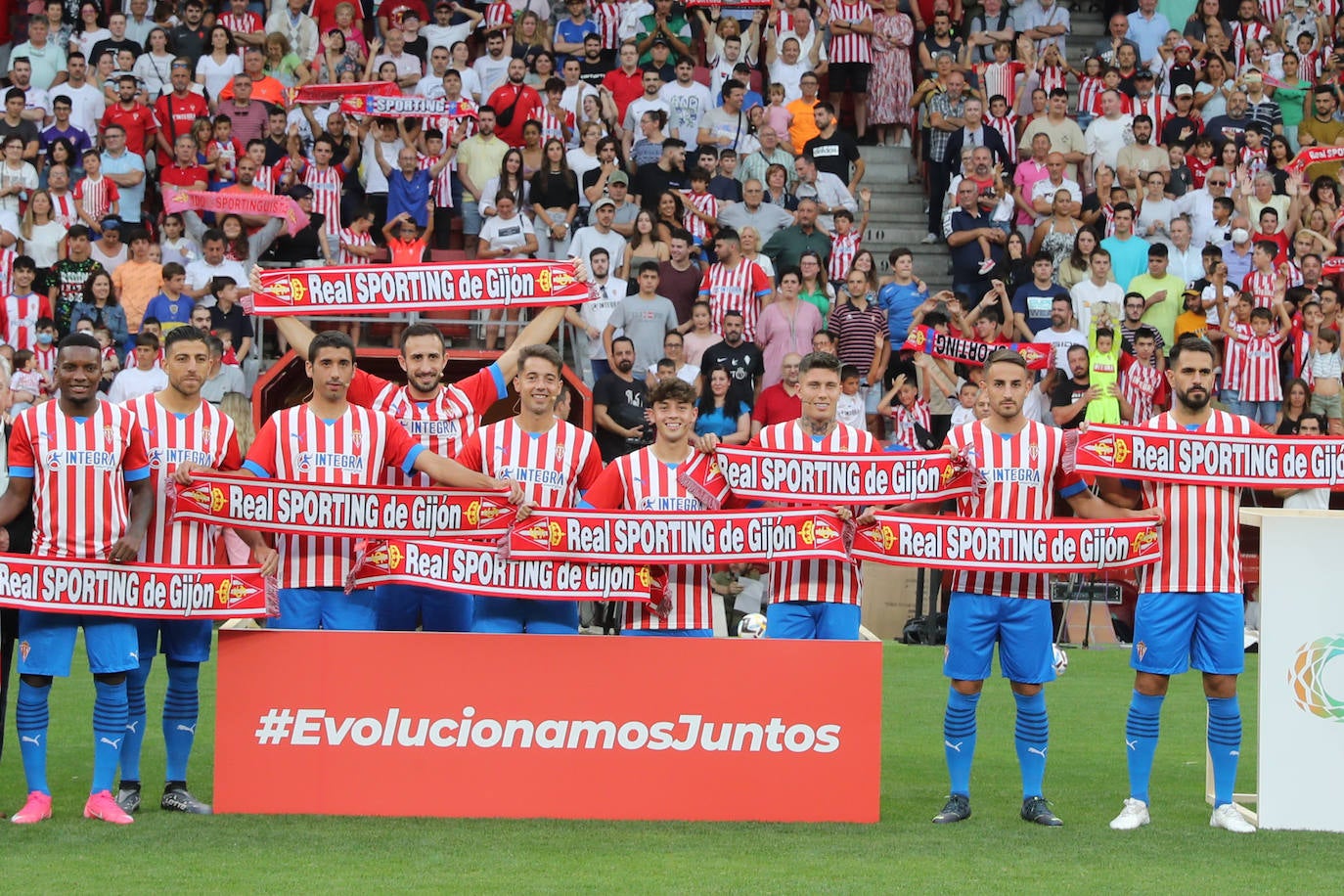 Fotos: Búscate en la presentación de los últimos fichajes del Sporting