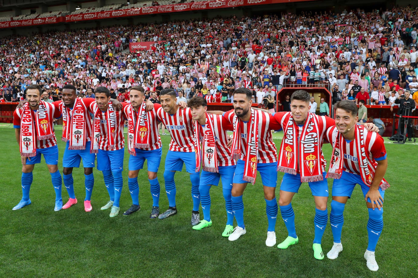 Fotos: Búscate en la presentación de los últimos fichajes del Sporting