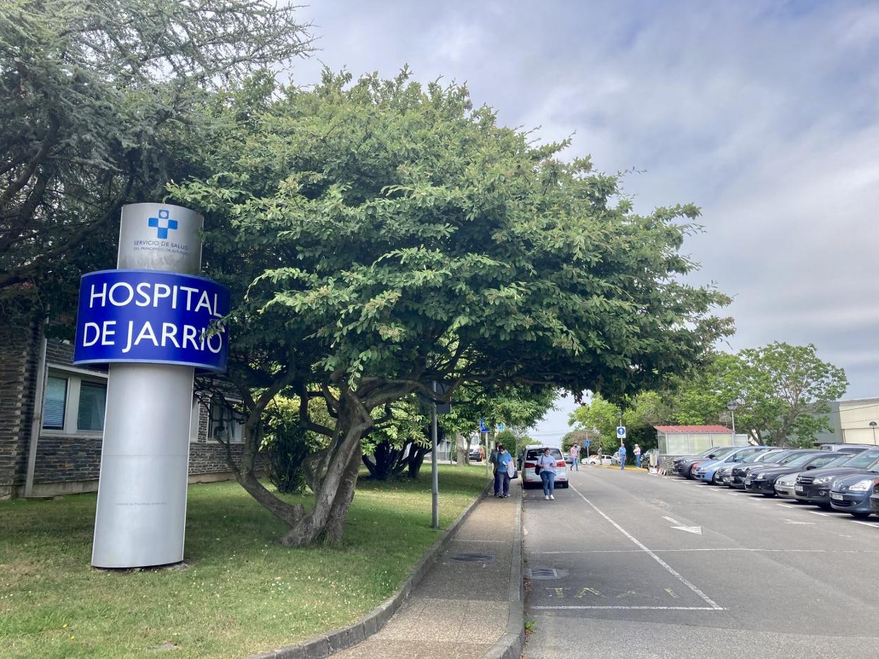 Entrada principal al Hospital de Jarrio, que da servicio a la comarca del noroccidente. 