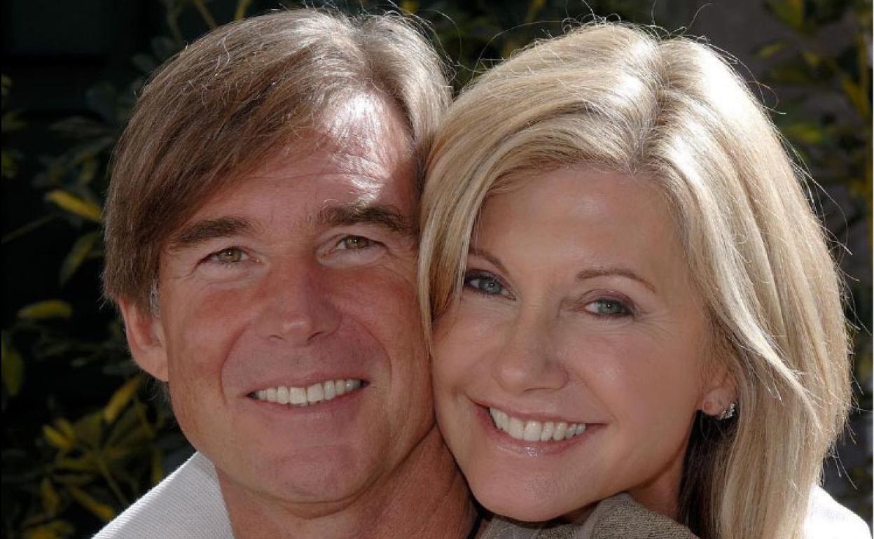 John Easterling: El último adiós del marido de Olivia Newton-John : «el dolor de mi corazón se cura con su amor»