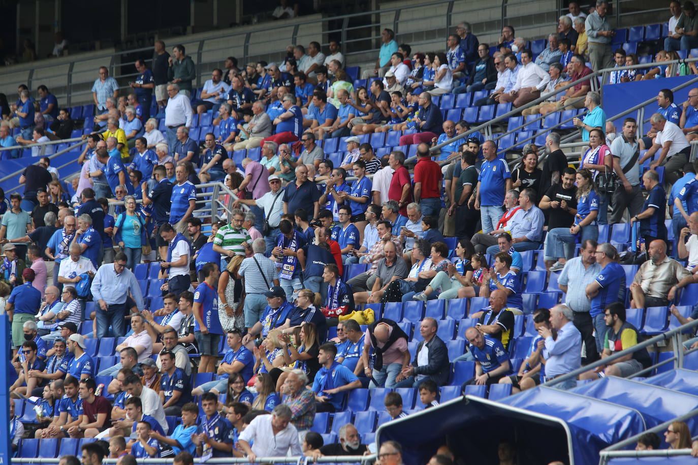 Fotos: ¿Estuviste en el Real Oviedo - Andorra? ¡Búscate en el Tartiere!