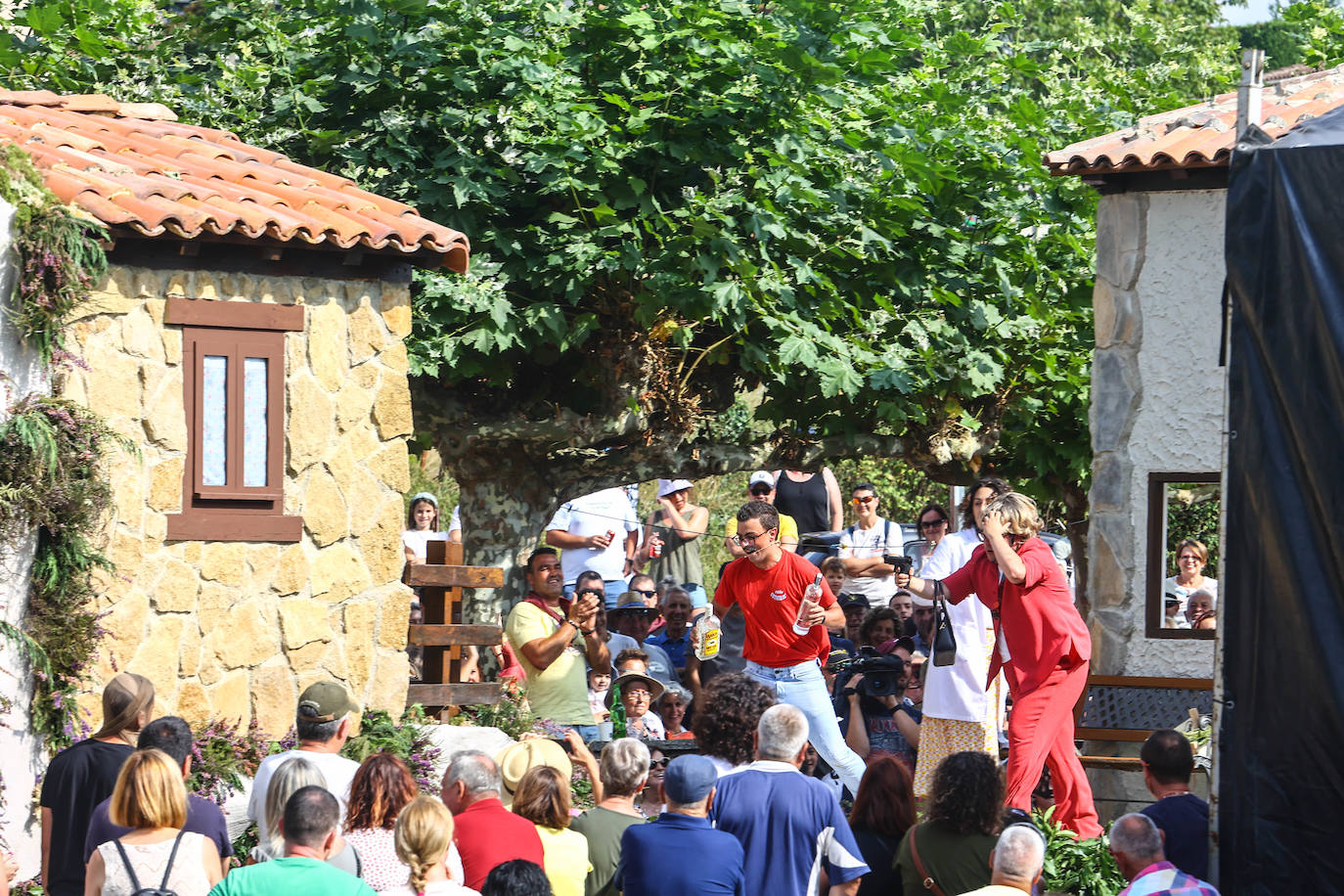 Fotos: Carrozas que sueñan con ser Pueblo Ejemplar de Asturias