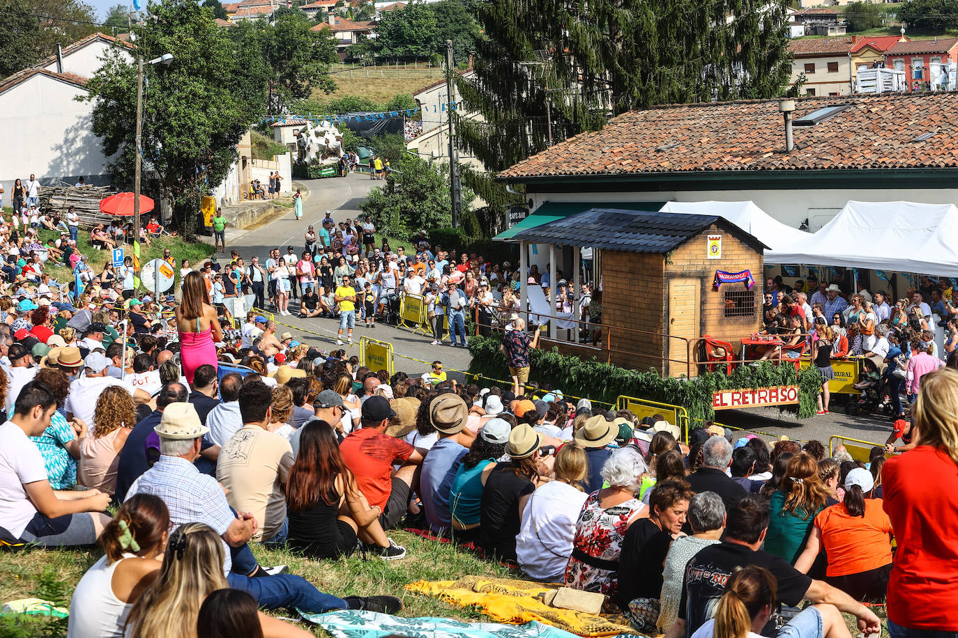 Fotos: Carrozas que sueñan con ser Pueblo Ejemplar de Asturias