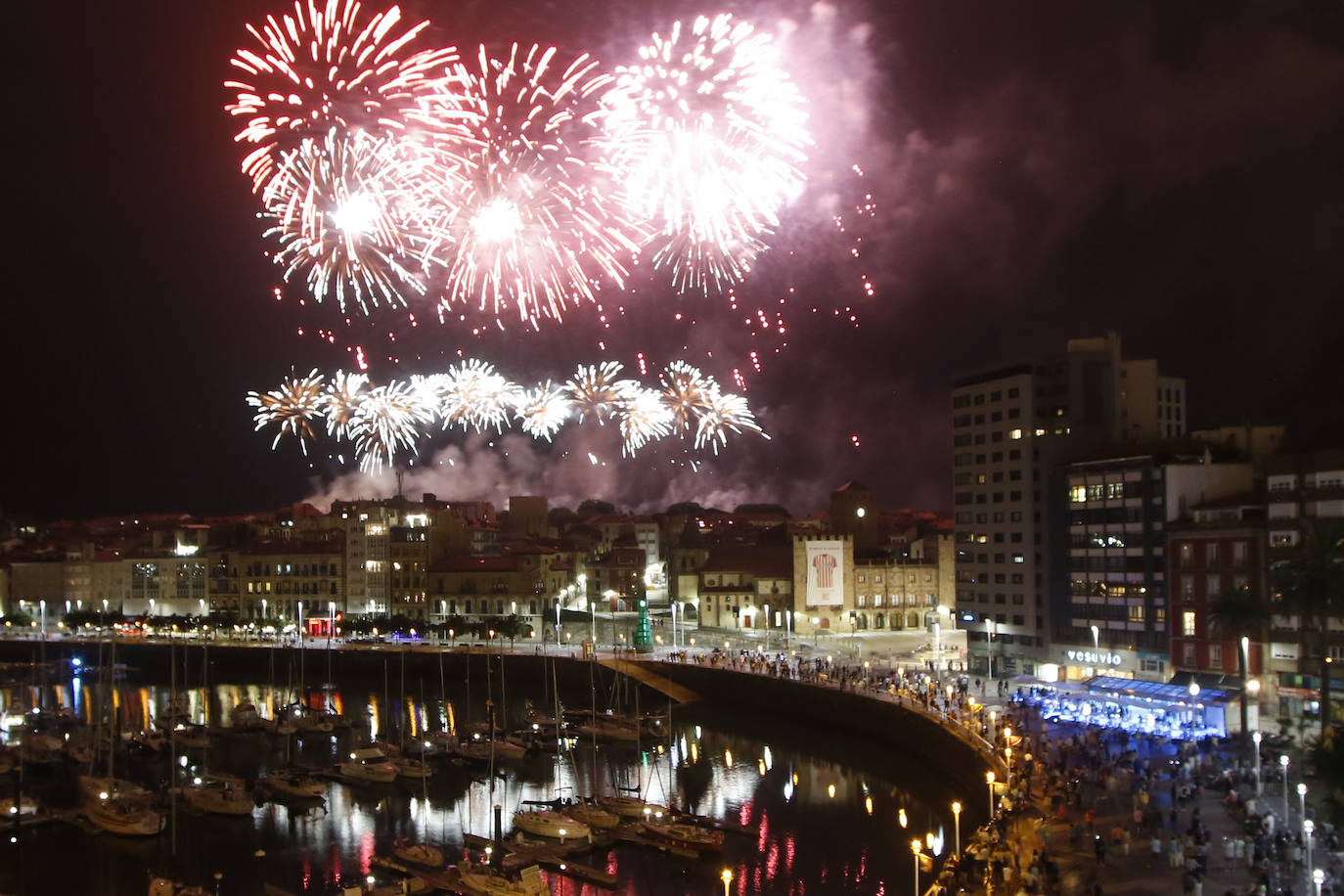 Fotos: Los Fuegos de Gijón