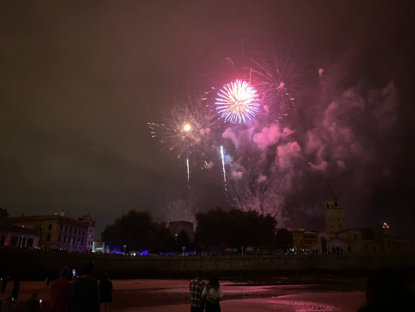 Fotos: Los Fuegos de Gijón