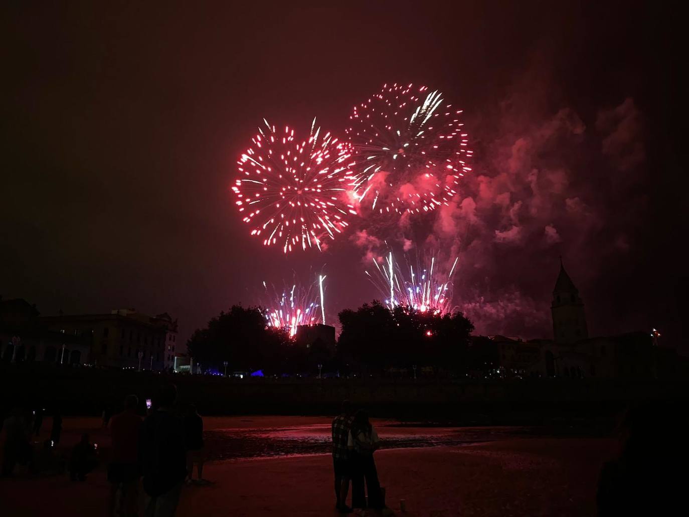 Fotos: Los Fuegos de Gijón