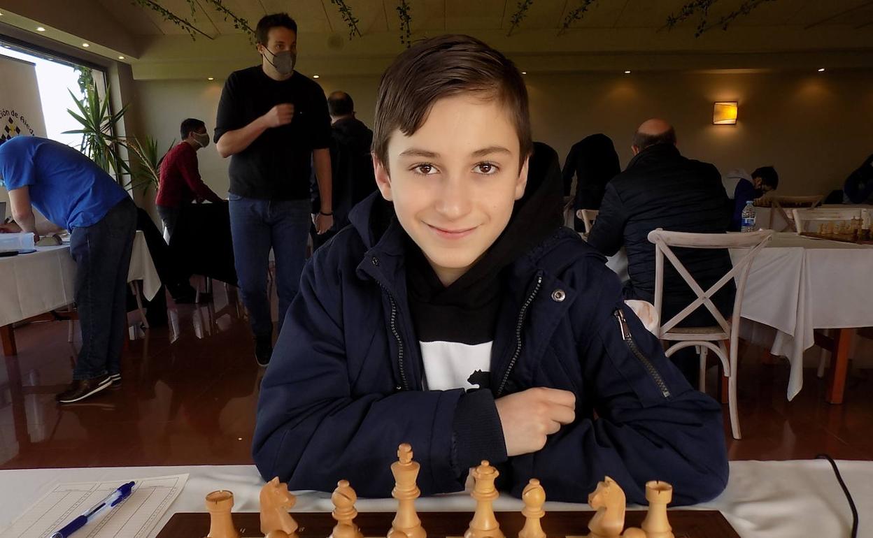 Lionel Sierra, subcampeón en el torneo Ciudad de La Bañeza. 